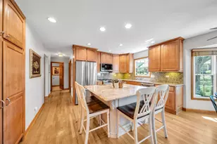 323 Ford Ln, Bartlett, IL 60103 - Photo 19