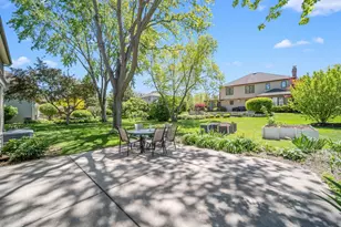323 Ford Ln, Bartlett, IL 60103 - Photo 43