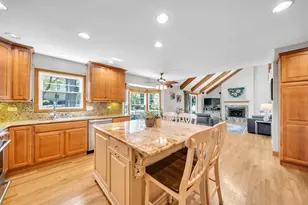 323 Ford Ln, Bartlett, IL 60103 - Photo 17