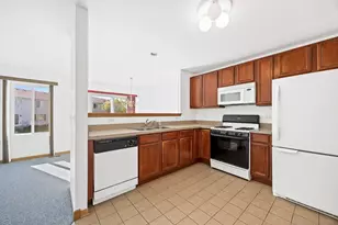 658 Chestnut Ridge, Minooka, IL 60447 - Photo 5
