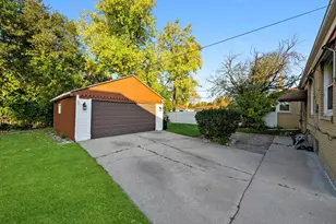 2136 Bristol Ave, Westchester, IL 60154 - Photo 33