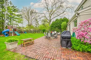 366 Birkdale Rd, Lake Bluff, IL 60044 - Photo 35