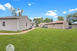 401 Linn Ave, Crystal Lake, IL 60014 - Photo 19