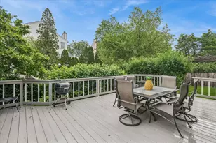 645 Chestnut Dr, Carol Stream, IL 60188 - Photo 23