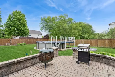 240 Paradise Parkway, Oswego, IL 60543 - Photo 27