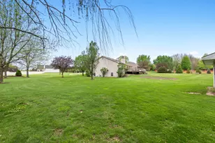 2383 N 4070th Rd, Sheridan, IL 60551 - Photo 27