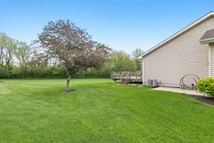 2383 N 4070th Rd, Sheridan, IL 60551 - Photo 23