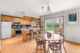 2383 N 4070th Rd, Sheridan, IL 60551 - Photo 7