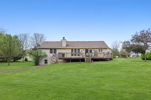 2383 N 4070th Rd, Sheridan, IL 60551 - Photo 25