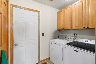 2383 N 4070th Road, Sheridan, IL 60551 - Photo 15