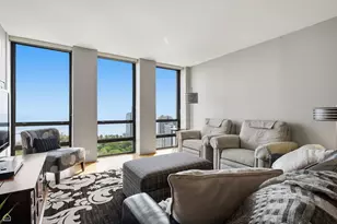 1660 N La Salle Dr, Chicago, IL 60614 - Photo 7