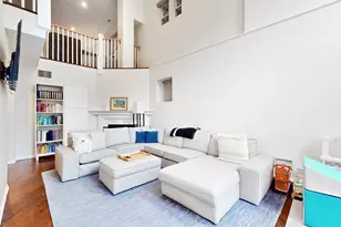 626 W Buckingham Pl, Chicago, IL 60657 - Photo 11