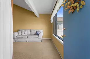 2412 Heritage Dr, Champaign, IL 61822 - Photo 7