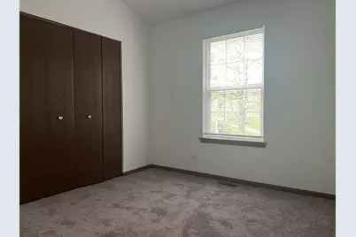 295 Holiday Lane #295, Hainesville, IL 60073 - Photo 5
