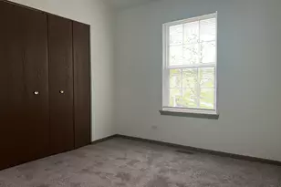 295 Holiday Ln, Hainesville, IL 60073 - Photo 5