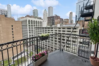 8 W Monroe Street #1209, Chicago, IL 60603 - Photo 17
