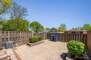 815 Mansfield Ct, Schaumburg, IL 60194 - Photo 23