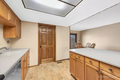 815 Mansfield Court, Schaumburg, IL 60194 - Photo 13