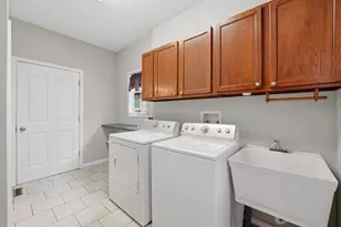 7550 Blazer Ave, Justice, IL 60458 - Photo 19