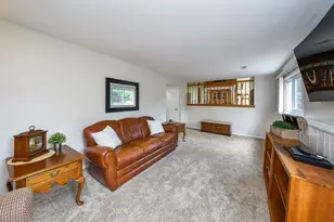 1174 Kent Ct, Wheaton, IL 60189 - Photo 11