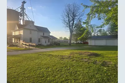 102 E Washington Street, Ashkum, IL 60911 - Photo 31