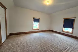 102 E Washington St, Ashkum, IL 60911 - Photo 17