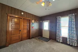 102 E Washington St, Ashkum, IL 60911 - Photo 13