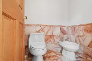 6630 N Spokane Ave, Lincolnwood, IL 60712 - Photo 33