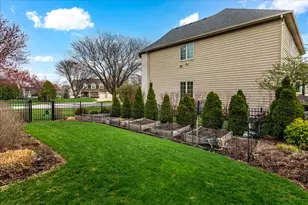 1576 Pine Lake Dr, Naperville, IL 60564 - Photo 47