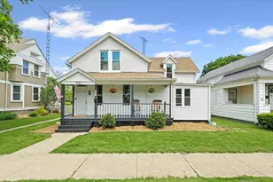251 W Center St, Paxton, IL 60957 - Photo 1