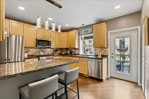 4646 N Greenview Ave, Chicago, IL 60640 - Photo 9