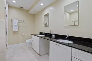 1931 N Damen Ave, Chicago, IL 60647 - Photo 11