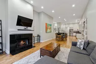 1931 N Damen Ave, Chicago, IL 60647 - Photo 3