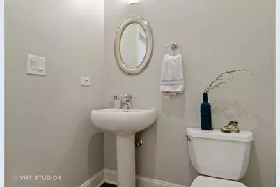 1931 N Damen Avenue #1S, Chicago, IL 60647 - Photo 9