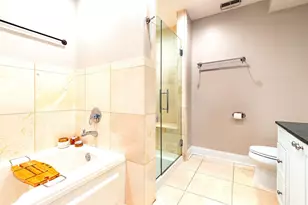 1931 N Damen Ave, Chicago, IL 60647 - Photo 13