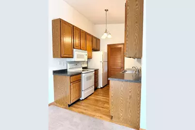 1848 Kerrybrook Court #1848, Sycamore, IL 60178 - Photo 17