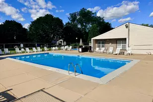 1848 Kerrybrook Ct, Sycamore, IL 60178 - Photo 9