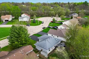 710 Redwood Ct, Genoa, IL 60135 - Photo 39