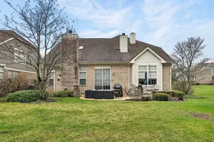 2072 Inverness Dr, Vernon Hills, IL 60061 - Photo 19