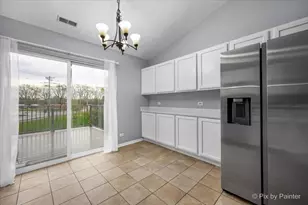 3302 Bromley Ln, Aurora, IL 60502 - Photo 9