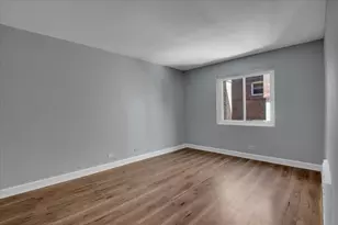 7351 N Ridge Blvd, Chicago, IL 60645 - Photo 13