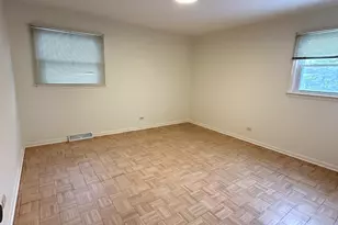 821 W Manor Ct, Glenwood, IL 60425 - Photo 25
