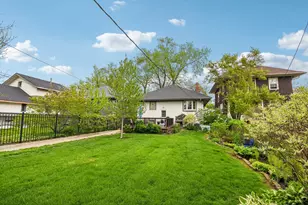 821 N Grove Ave, Oak Park, IL 60302 - Photo 29