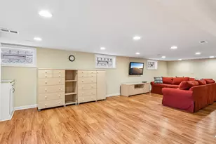 821 N Grove Ave, Oak Park, IL 60302 - Photo 19