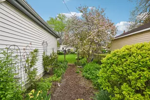 821 N Grove Ave, Oak Park, IL 60302 - Photo 31