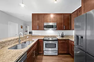 100 E 14th St, Chicago, IL 60605 - Photo 7