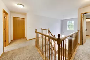 527 W Mara Lynn Ct, Round Lake, IL 60073 - Photo 15