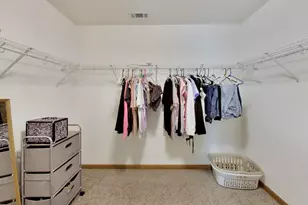 527 W Mara Lynn Ct, Round Lake, IL 60073 - Photo 19