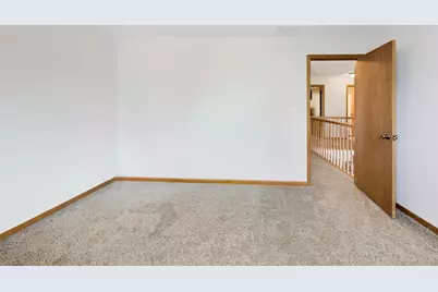 527 W Mara Lynn Court, Round Lake, IL 60073 - Photo 25
