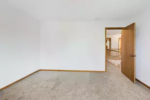 527 W Mara Lynn Ct, Round Lake, IL 60073 - Photo 25